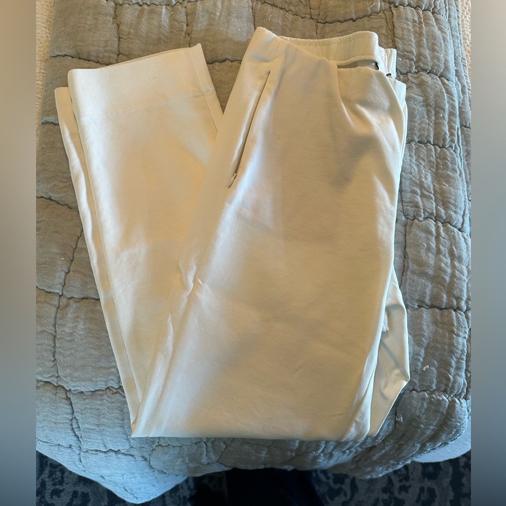 Pair of white J.Jill essential cotton-stretch pants. Size 10 petite.